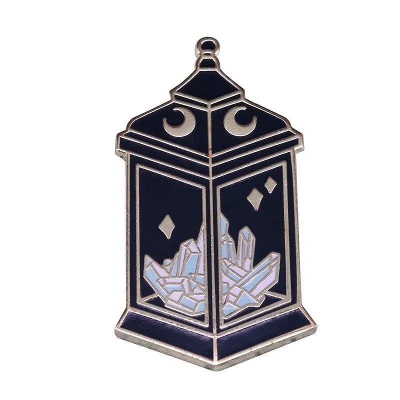 Crystal Queer enamel pin - Gay Skate - Crystal Queer enamel pin - Crystal Queer enamel pin