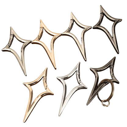 Set of chrome metallic star-shaped carabiner key rings