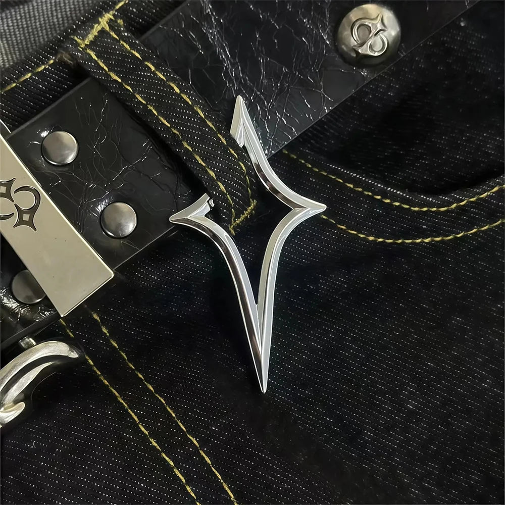 Chrome Star Shaped Carabiner - Keychain in 4 colours