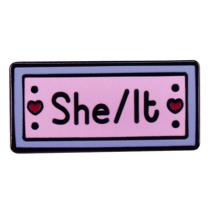 She/It pink purple pronoun badge