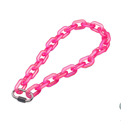 Pink chain necklace with a clasp 